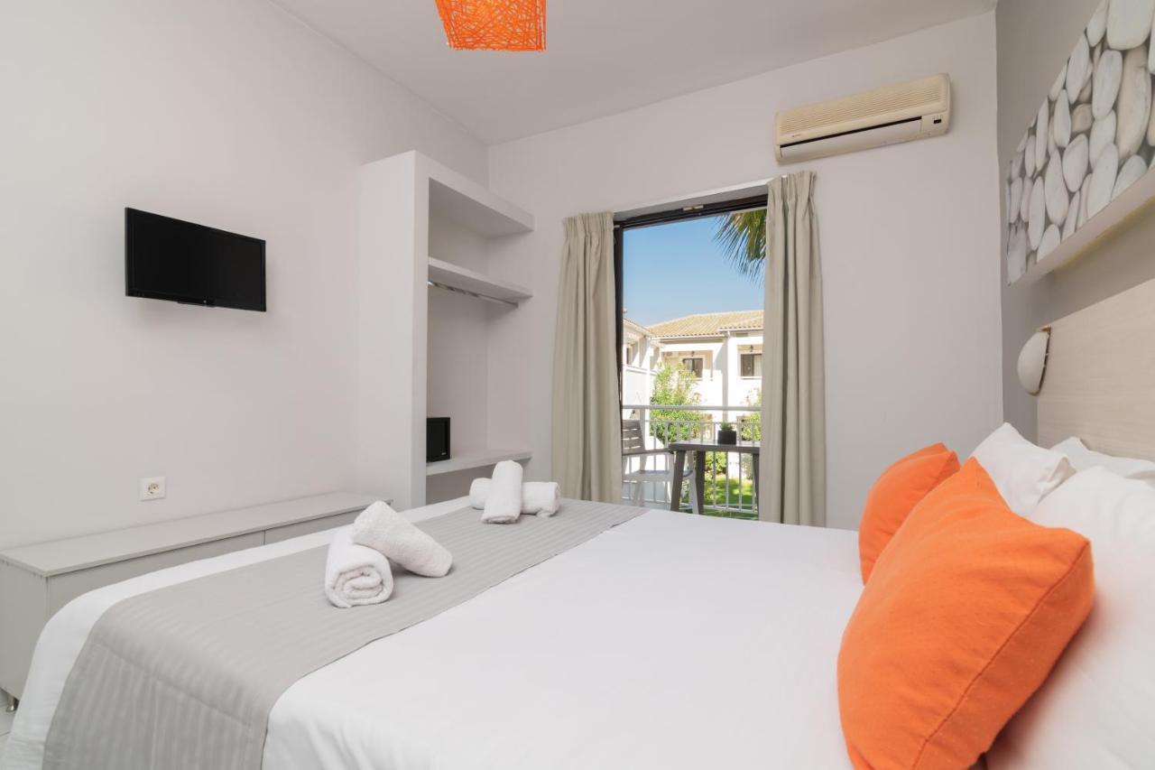 Cavo D'Oro All Inclusive Resort Kalamákion Dış mekan fotoğraf